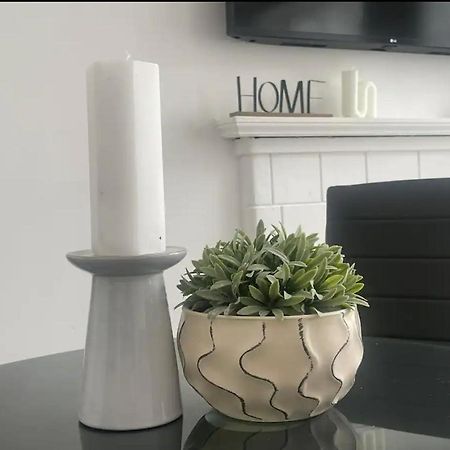 Charming 2 Bed Flat On Tower Bridge Lejlighed London Eksteriør billede