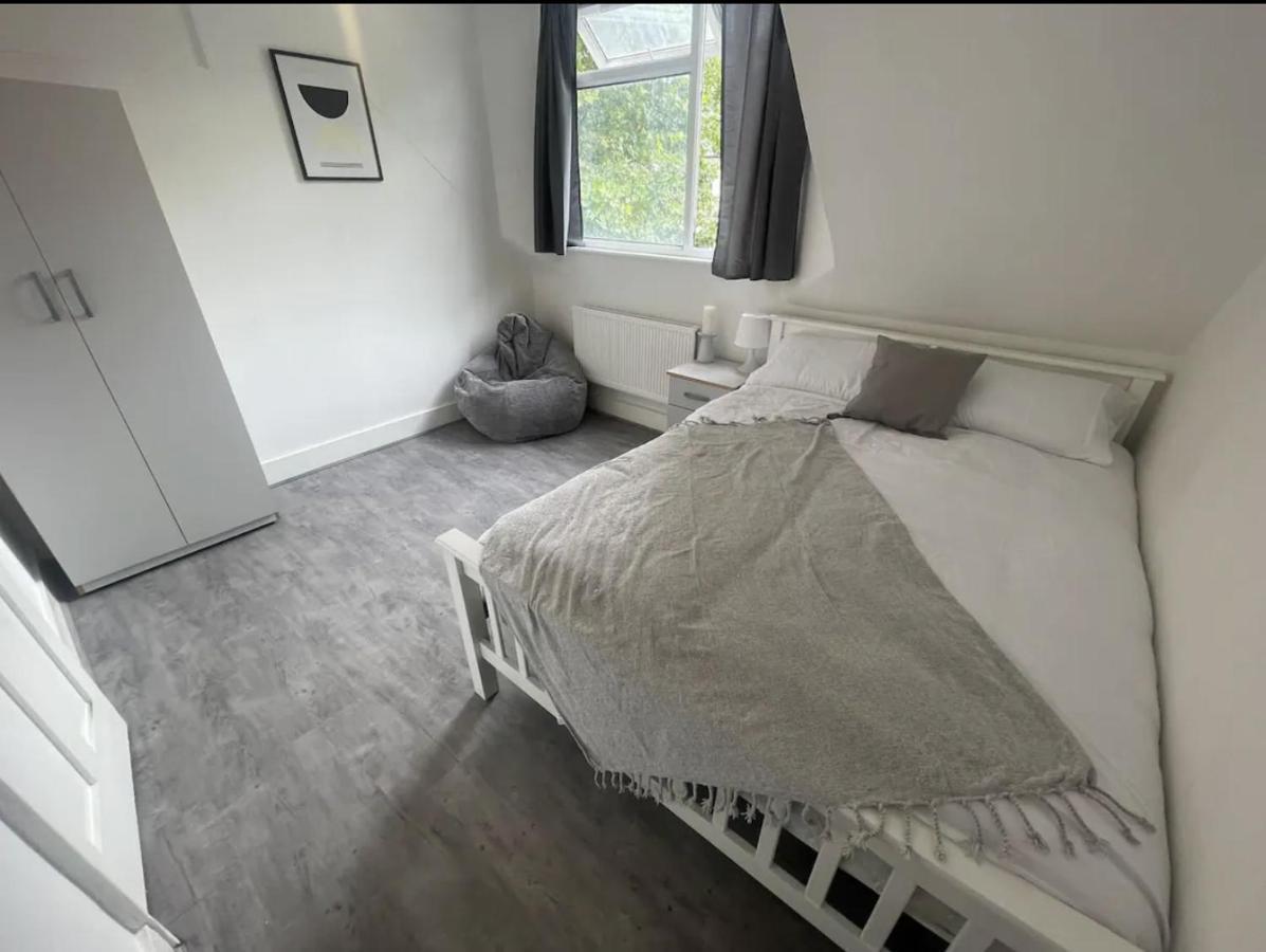 Charming 2 Bed Flat On Tower Bridge Lejlighed London Eksteriør billede