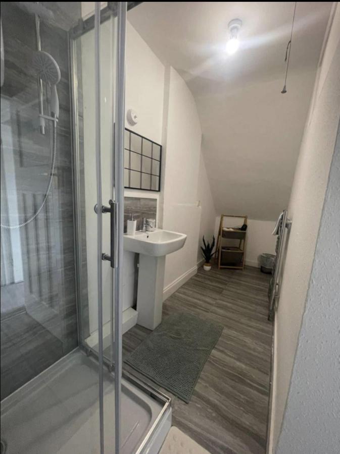 Charming 2 Bed Flat On Tower Bridge Lejlighed London Eksteriør billede